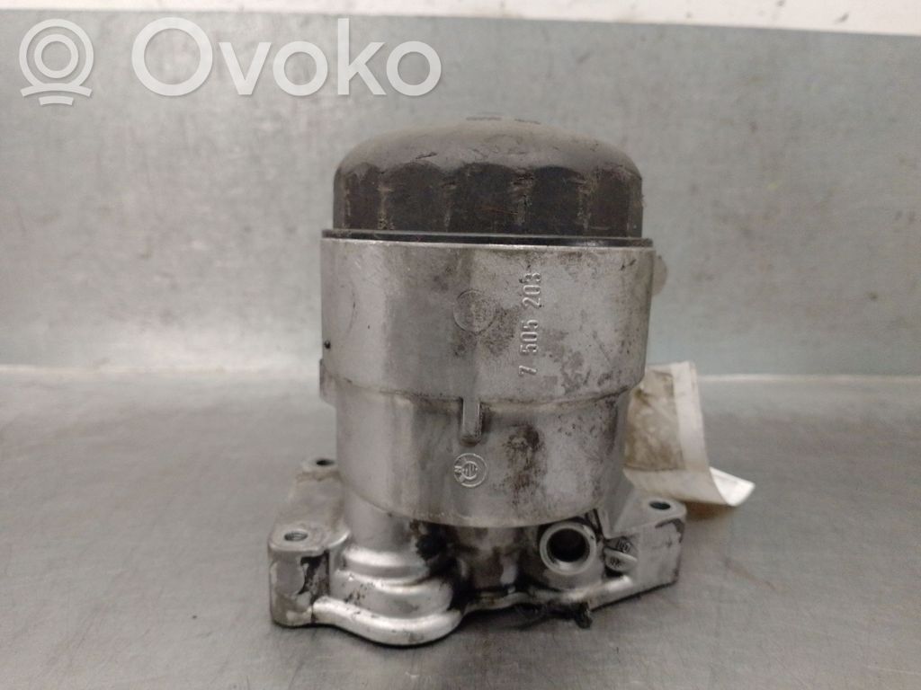 BMW 3 E46 Supporto di montaggio del filtro dell’olio