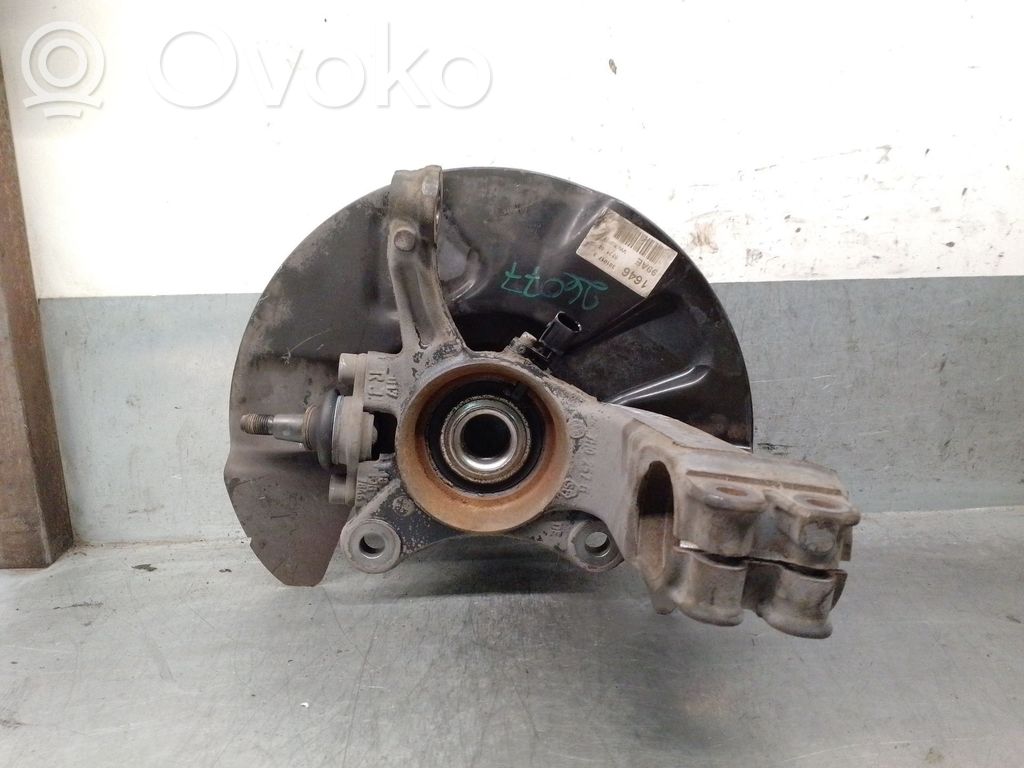 Volkswagen Multivan T6 Zwrotnica koła przedniego 