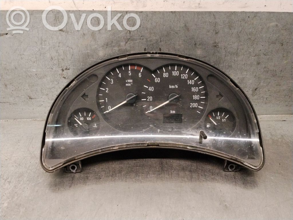 Opel Combo C Speedometer (instrument cluster)