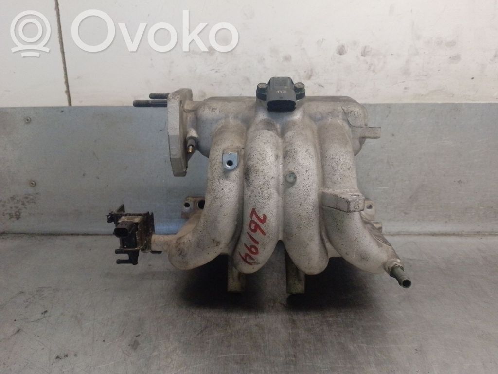 Hyundai Getz Intake manifold 