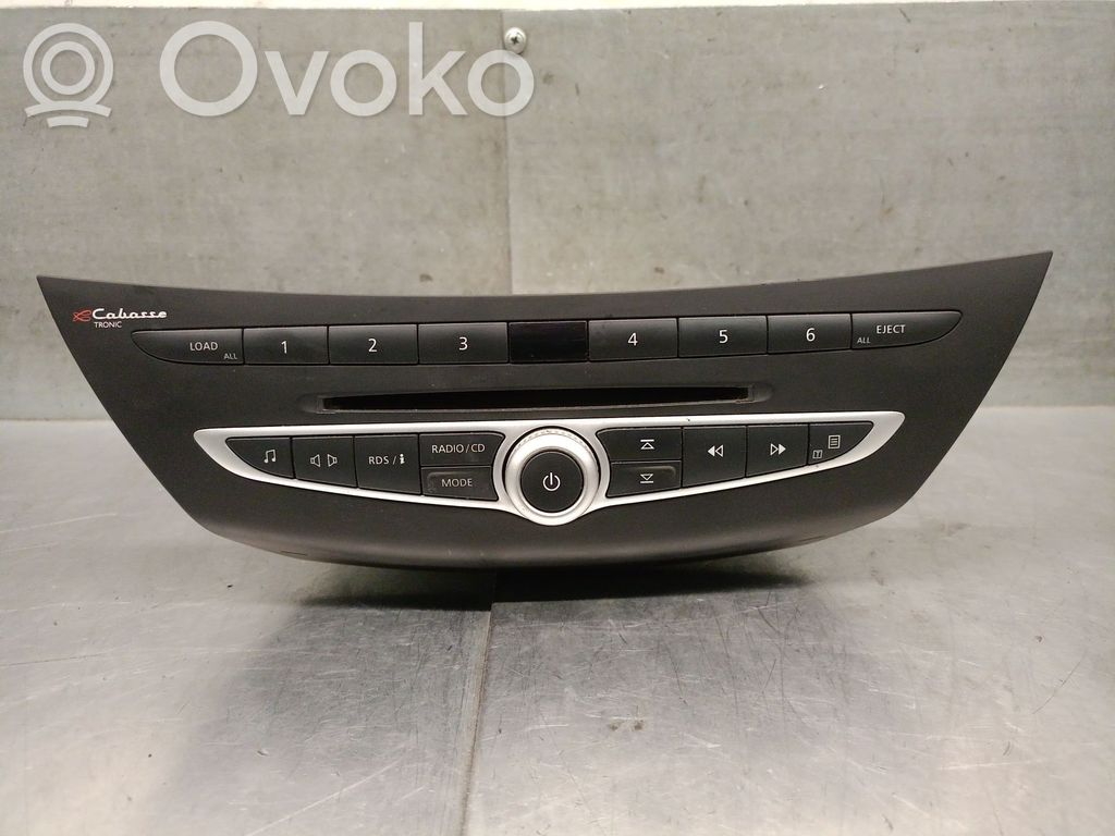 Renault Laguna III Steuergerät Audioanlage Soundsystem Hi-Fi 