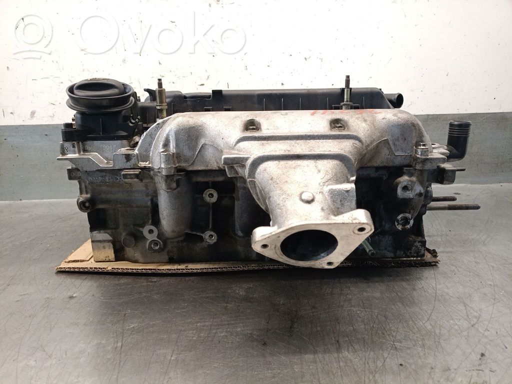 Peugeot 607 Chiulasă motor 
