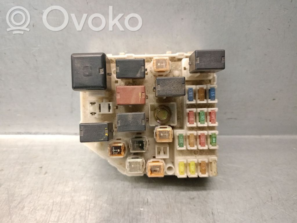Toyota RAV 4 (XA20) Fuse box set 