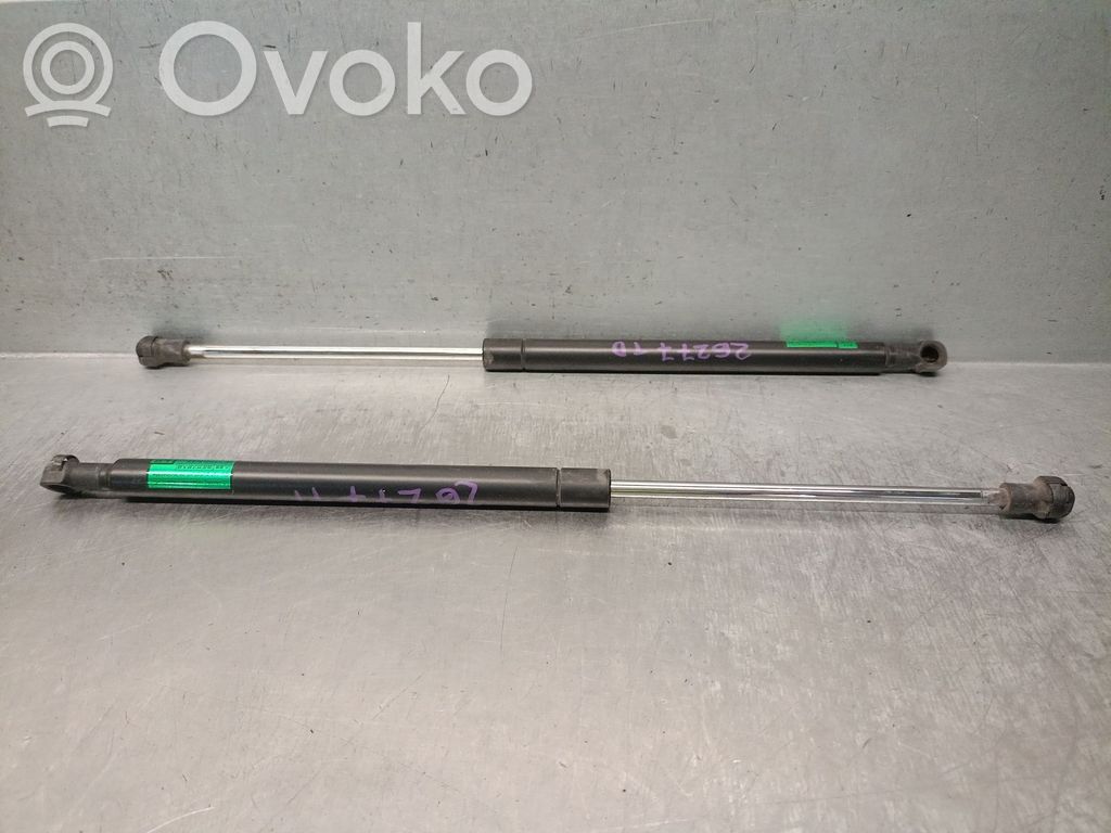 Toyota Urban Cruiser XP110 Tailgate/trunk strut/damper