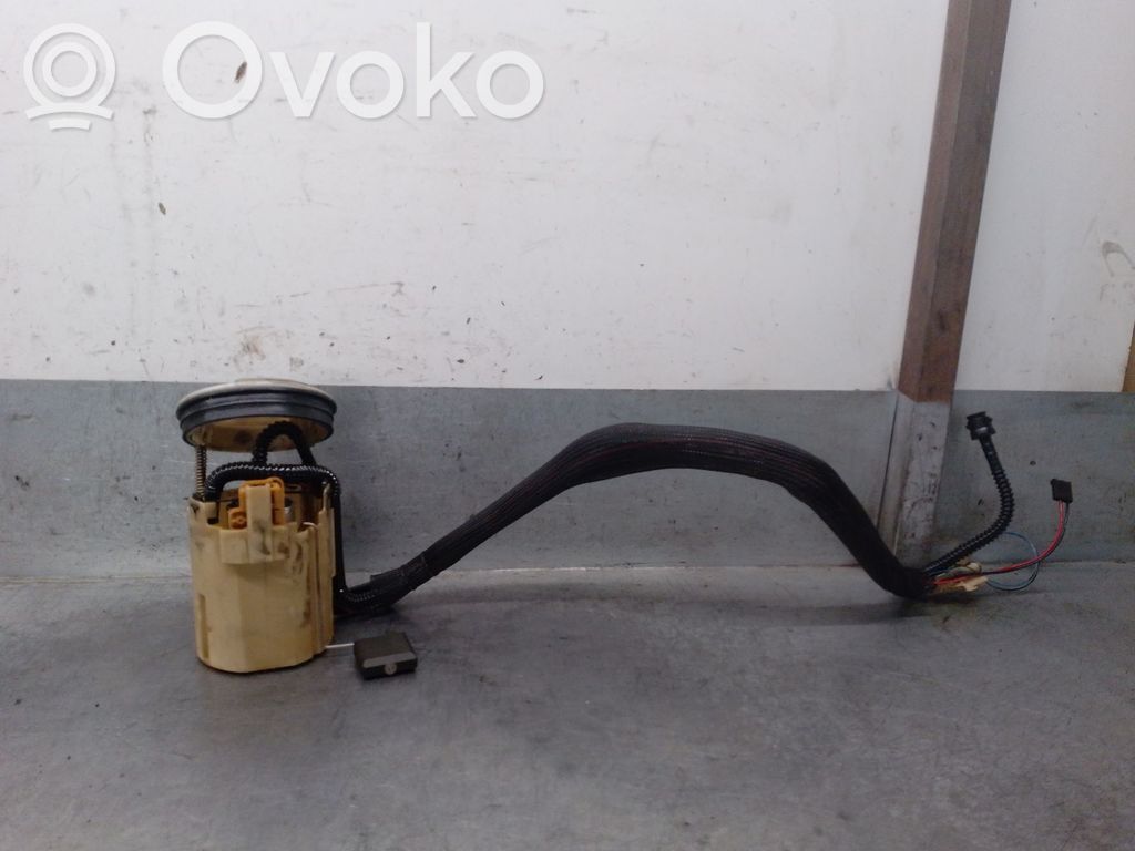 Mercedes-Benz C W203 Kraftstoffpumpe im Tank 