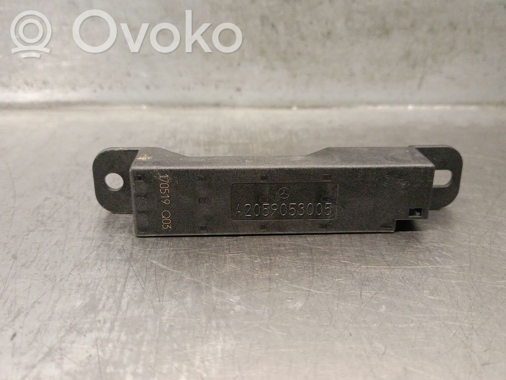 Mercedes-Benz GLC X253 C253 Radio antenna 