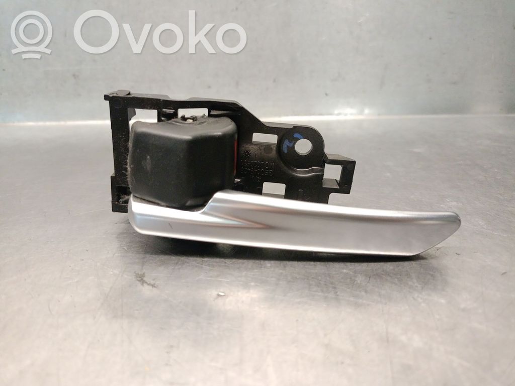 Toyota Corolla E160 E170 Takaoven sisäkahva 