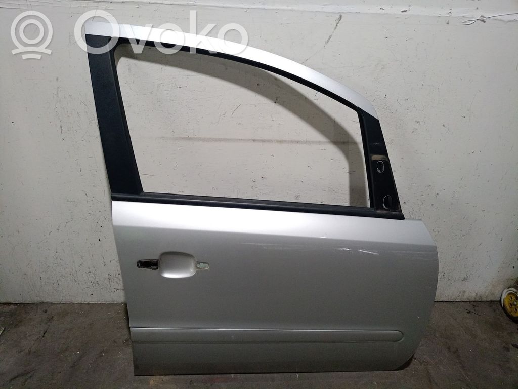 Opel Zafira B Priekinės durys 