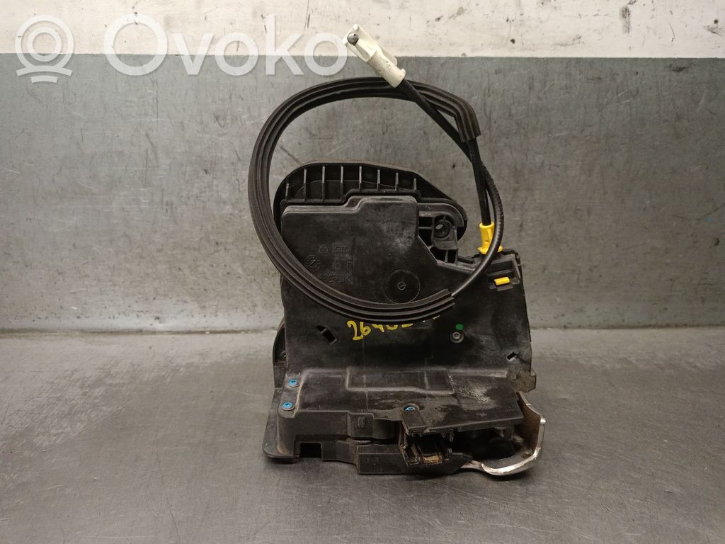 Opel Astra K Etuoven lukko 