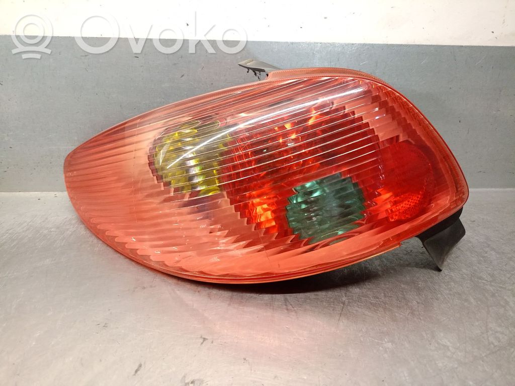 Peugeot 206 Lampa tylna 