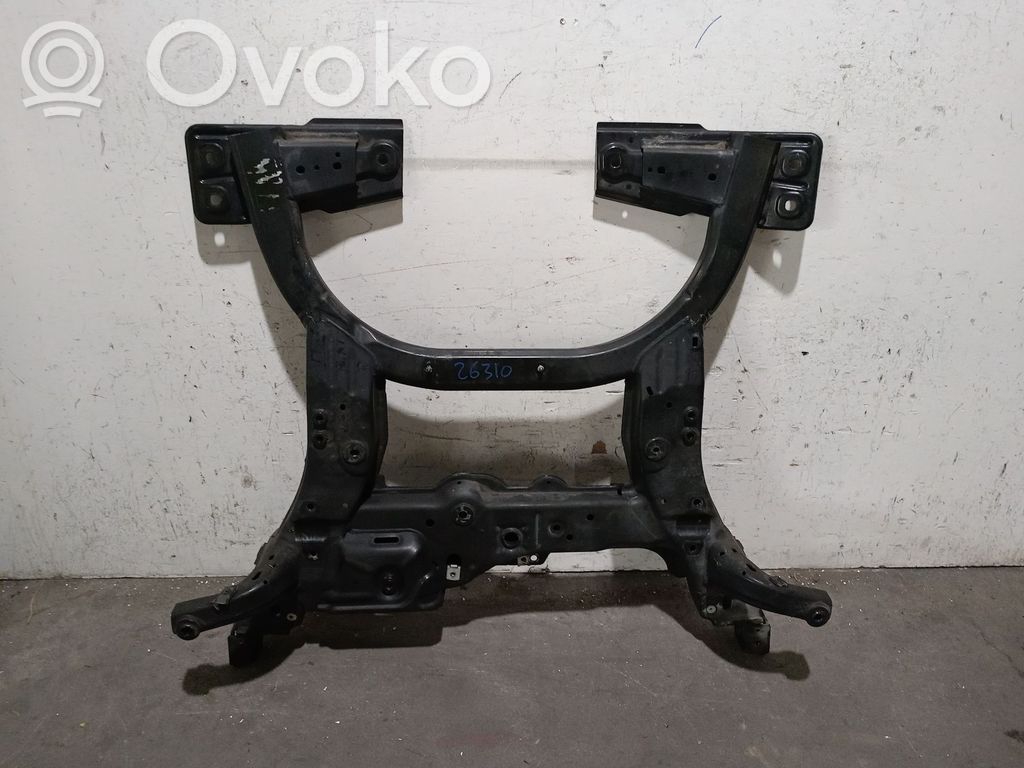 Infiniti QX30 Priekinis traversas 