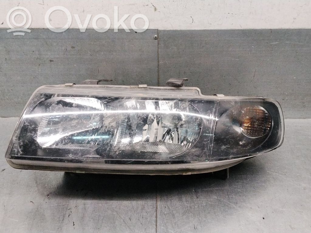 Seat Toledo II (1M) Lampa przednia