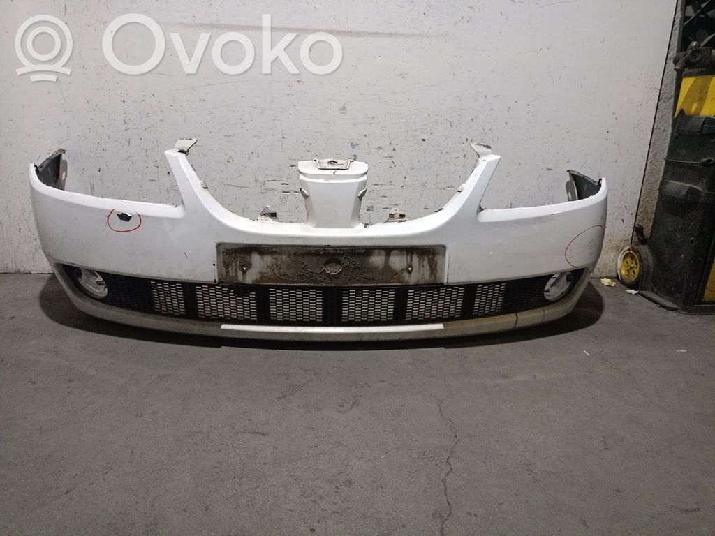 Nissan Almera N16 Zderzak przedni 