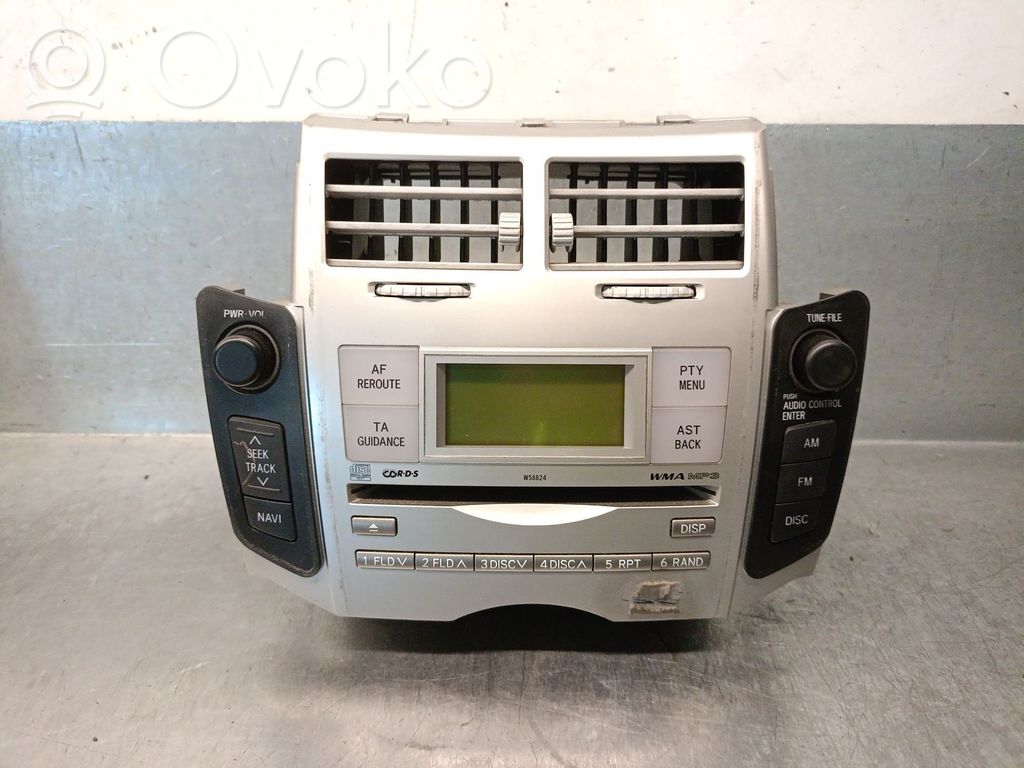 Toyota Yaris Steuergerät Audioanlage Soundsystem Hi-Fi