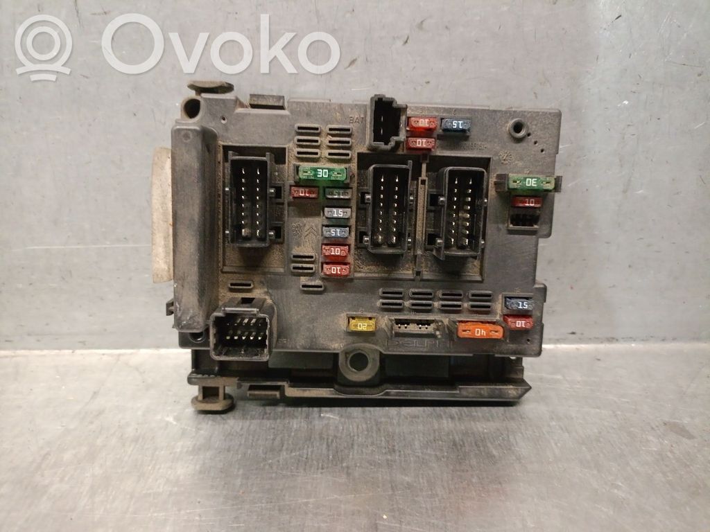 Peugeot 406 Set scatola dei fusibili 