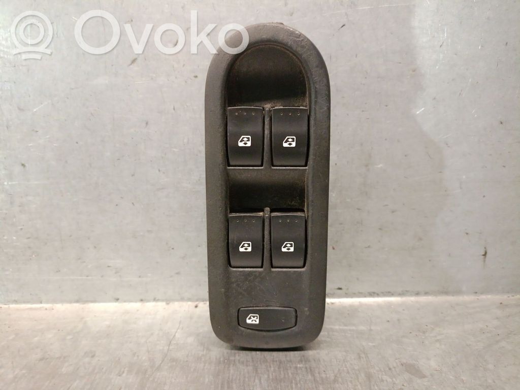 Renault Scenic RX Interruptor del elevalunas eléctrico