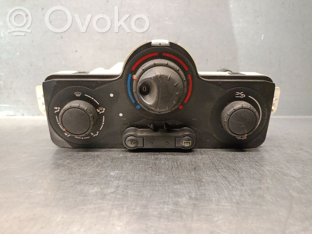 Renault Modus Kondicionieriaus valdymo blokas 