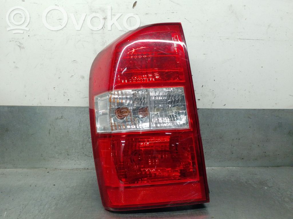 KIA Carnival Lampa tylna 