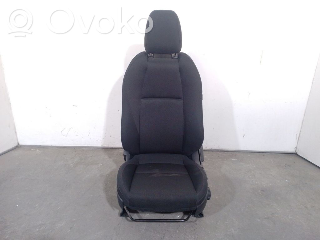 Mazda 3 Priekšējais vadītāja sēdeklis 