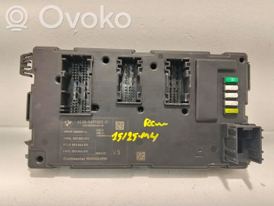 BMW 4 F32 F33 Ramka / Moduł bezpieczników 