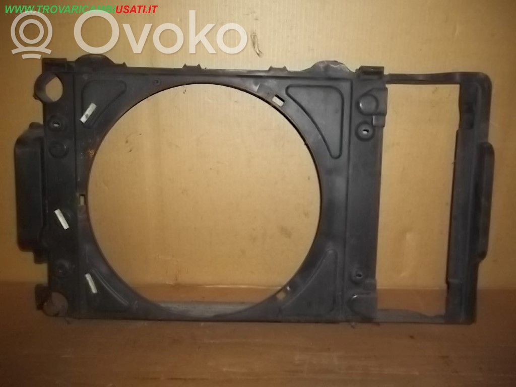 Audi A2 Radiatoru panelis 