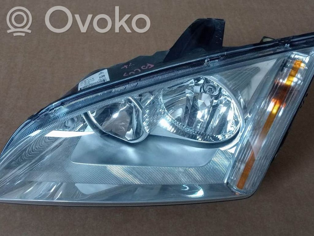 Ford Focus Headlight/headlamp 