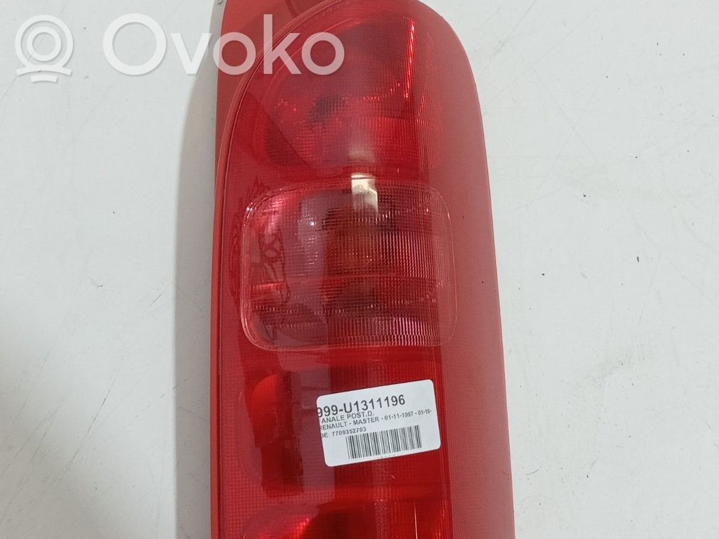 Opel Movano A Aizmugurējais lukturis virsbūvē 
