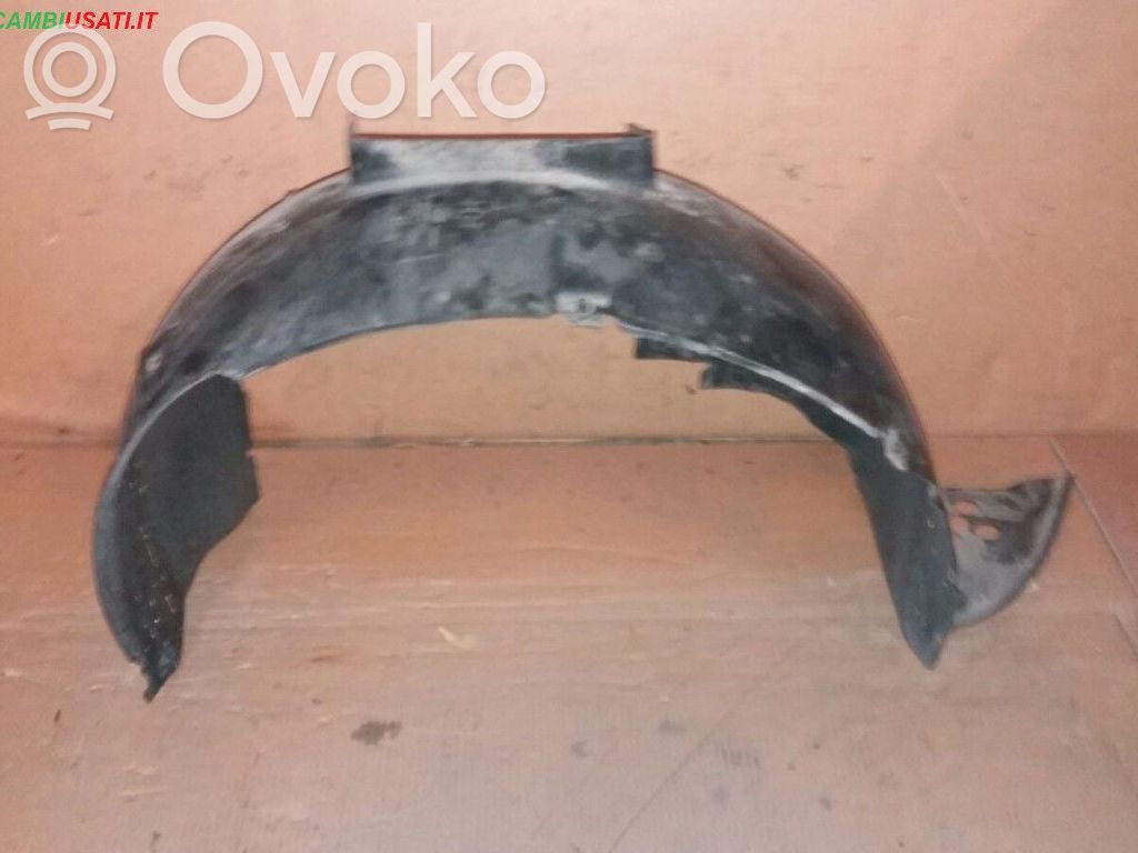 Volkswagen Transporter - Caravelle T5 Rivestimento paraspruzzi passaruota anteriore 