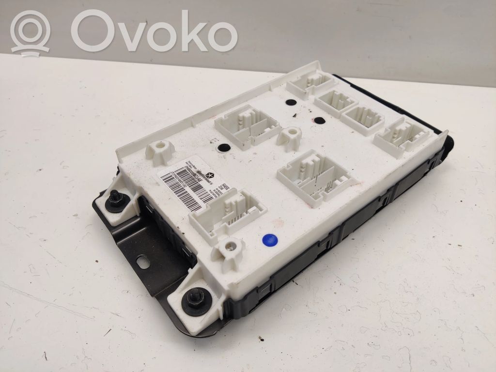 Comfort/convenience module   68222875AE,P68222875AE