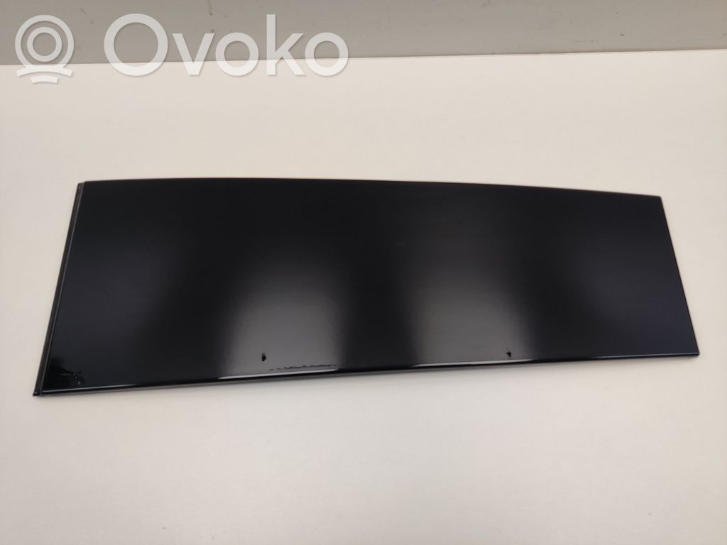 Chrysler Pacifica Door glass trim 
