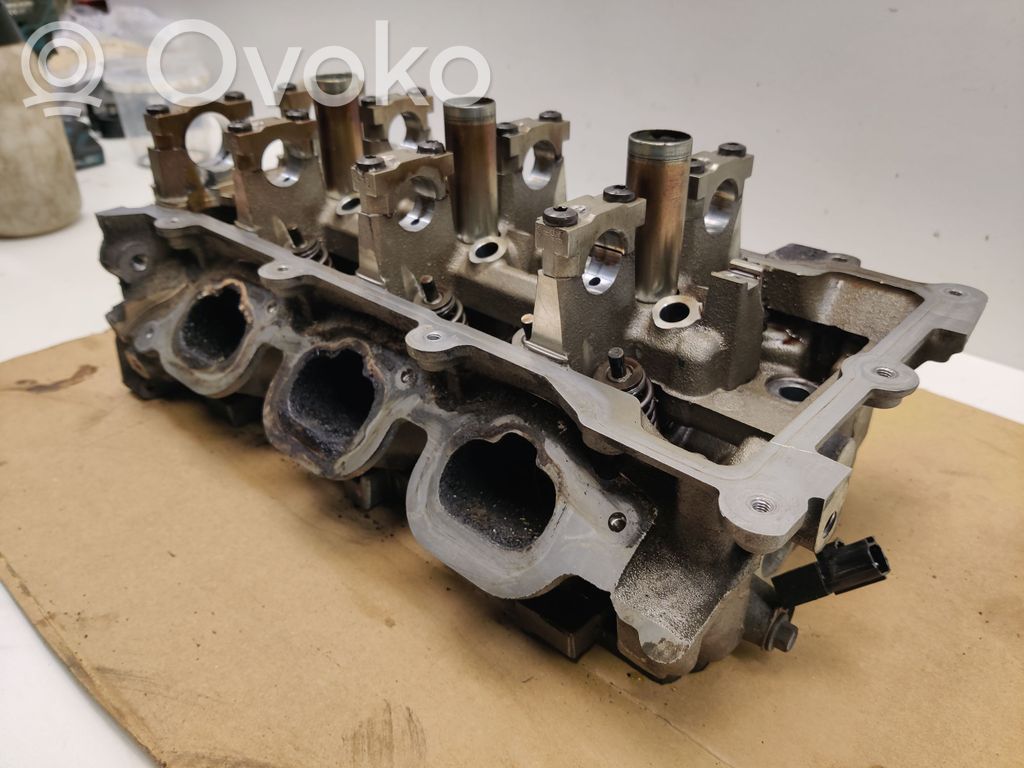 Dodge Charger Engine head 