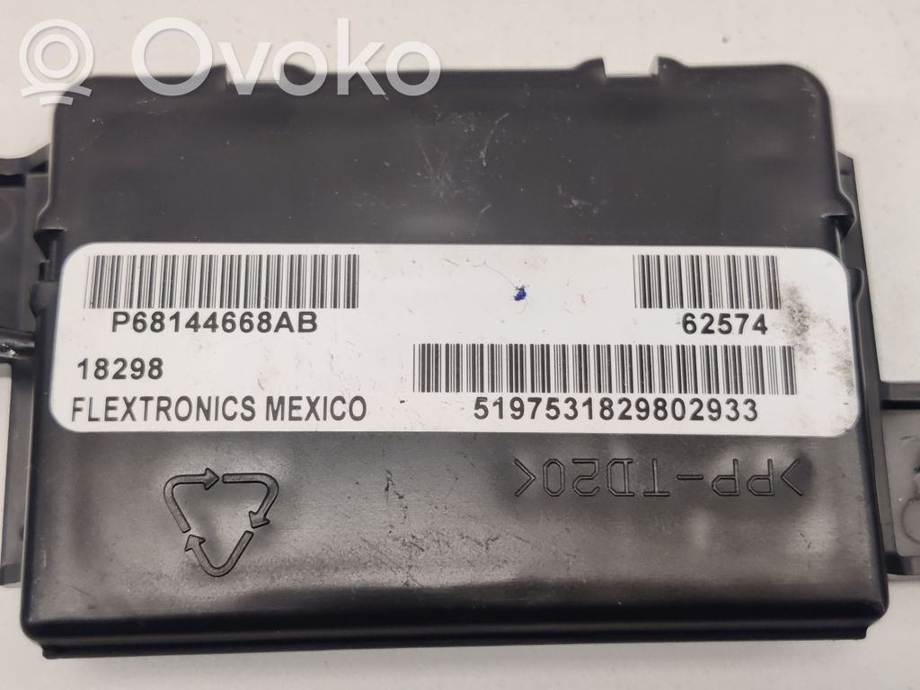 Ram 1500 DT Keyless system antenna 