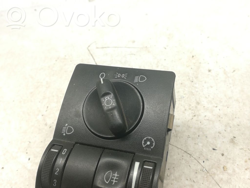 Opel Corsa D Lukturu slēdzis 