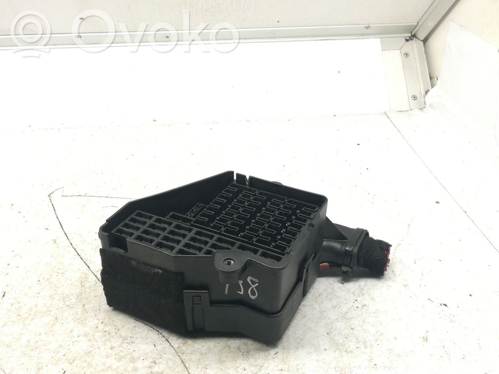 Fuse module   8D1941824