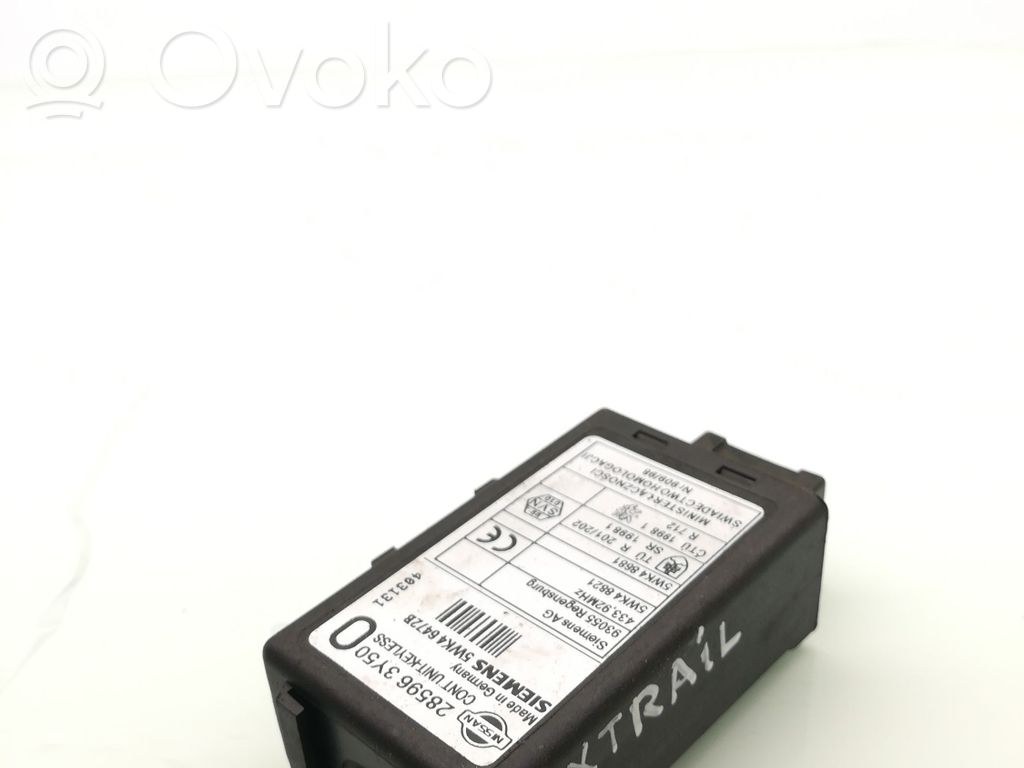 Nissan X-Trail T30 Door central lock control unit/module 