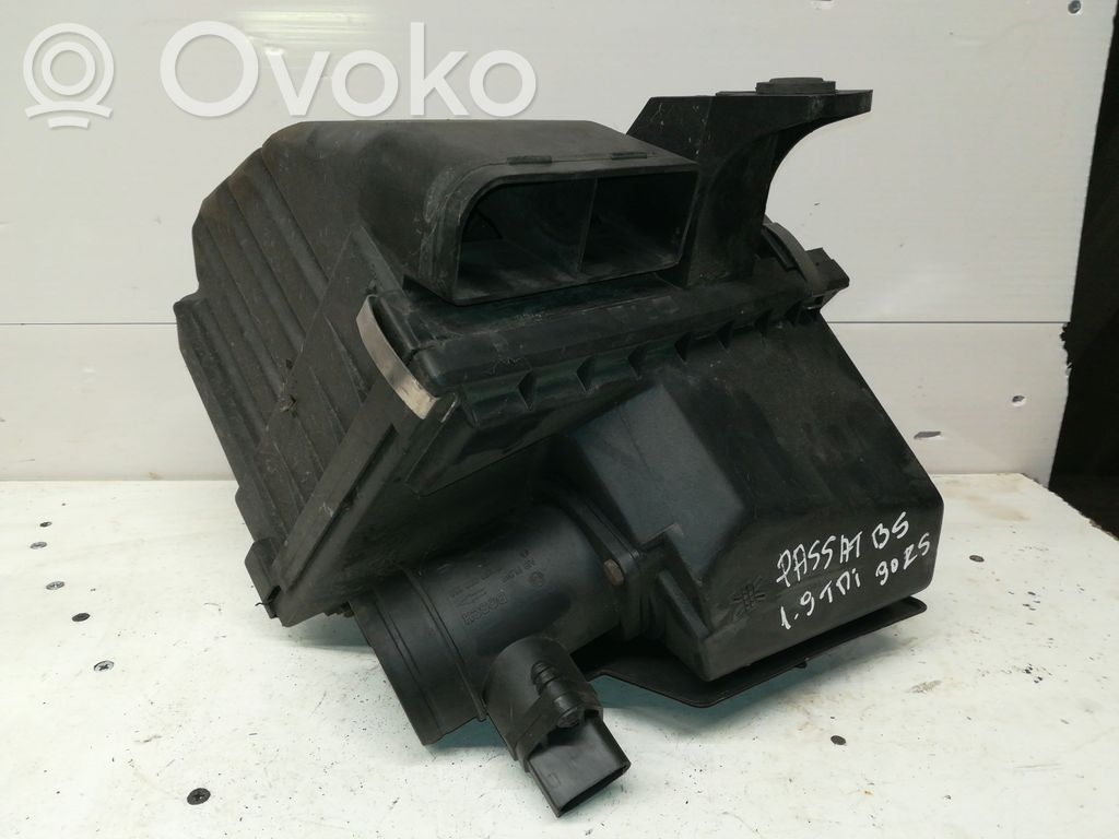 Volkswagen PASSAT B6 Luftfilterkasten 