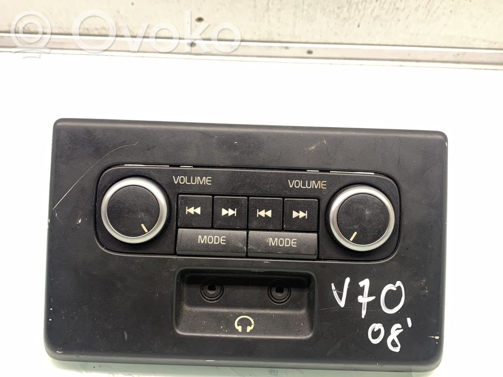 Volvo V70 Head unit multimedia control 
