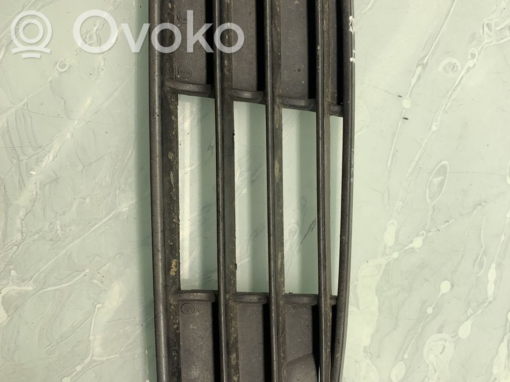 Audi 80 90 S2 B4 Front bumper lower grill 