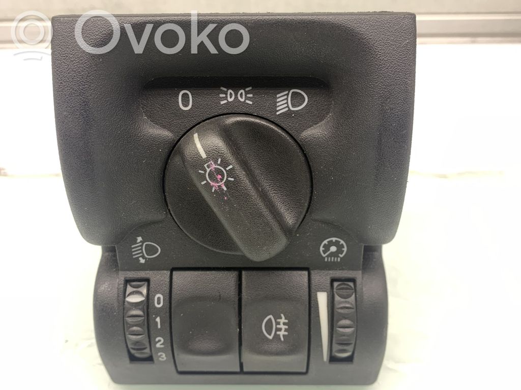 Opel Astra G Light switch 