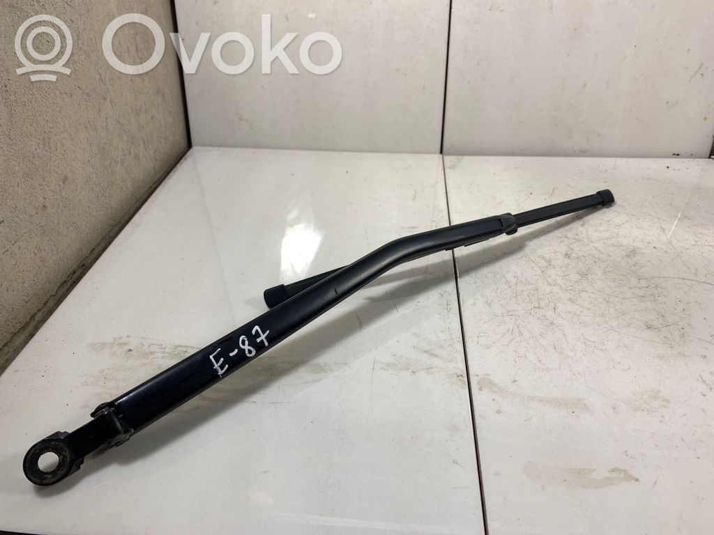 BMW 1 E81 E87 Rear wiper blade arm 