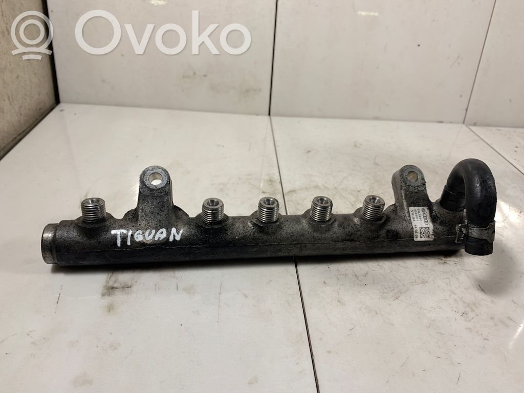 Volkswagen Golf V Rampă alimentare injectoare 
