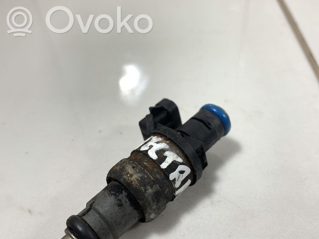 Opel Vectra C Fuel injector 