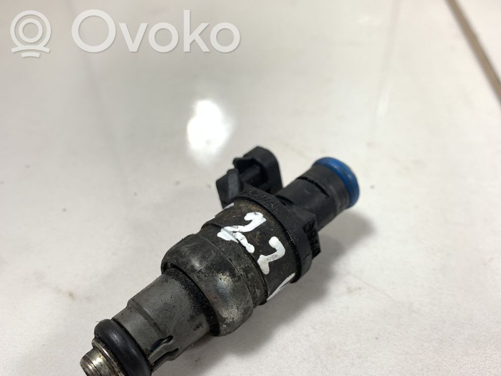 Opel Vectra C Fuel injector 