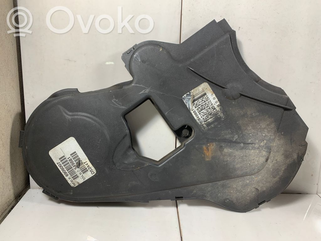 Volvo V70 Cache carter courroie de distribution 
