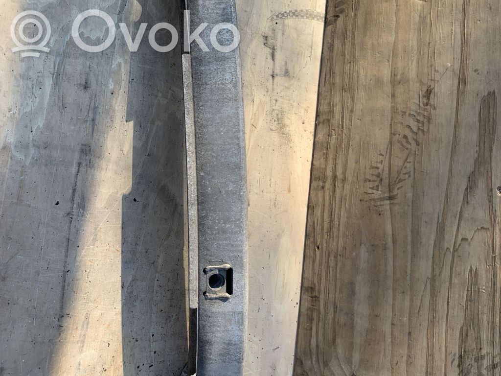 Audi A8 S8 D2 4D Aizmugurē bampera balka 