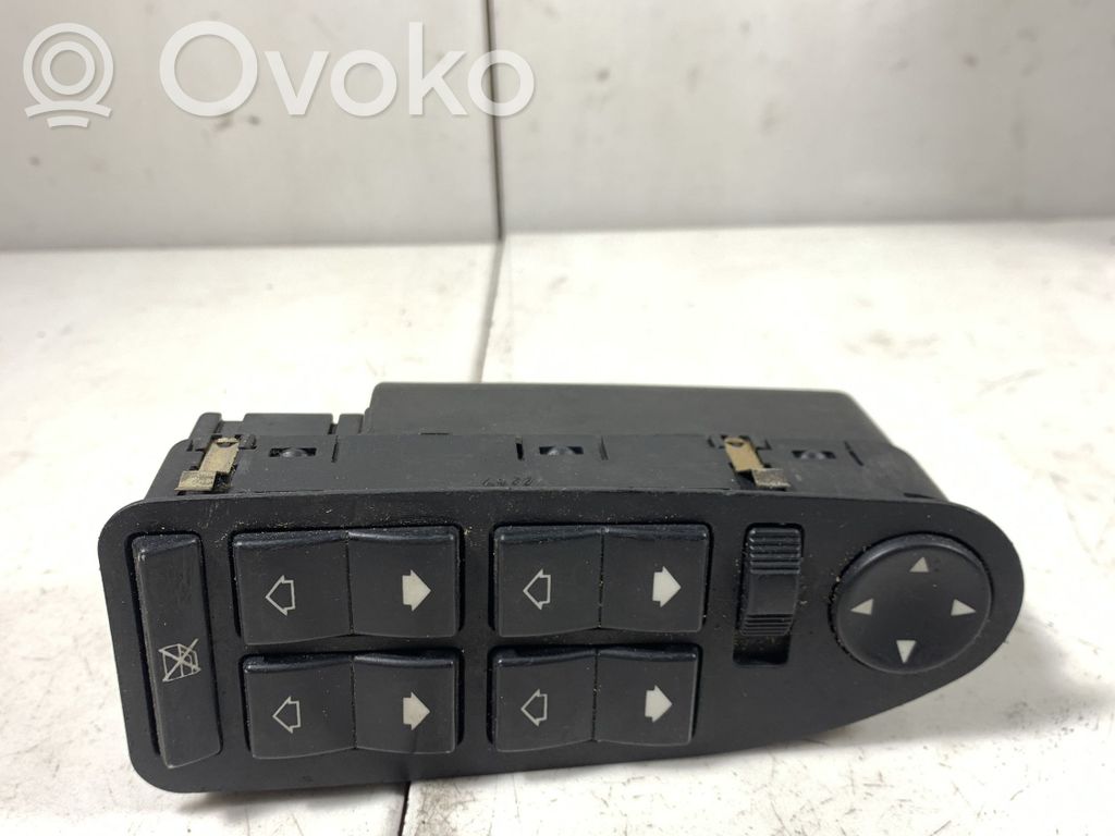 BMW 5 E39 Electric window control switch 