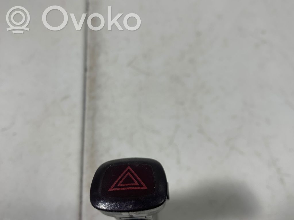Volvo XC90 Hazard light switch 