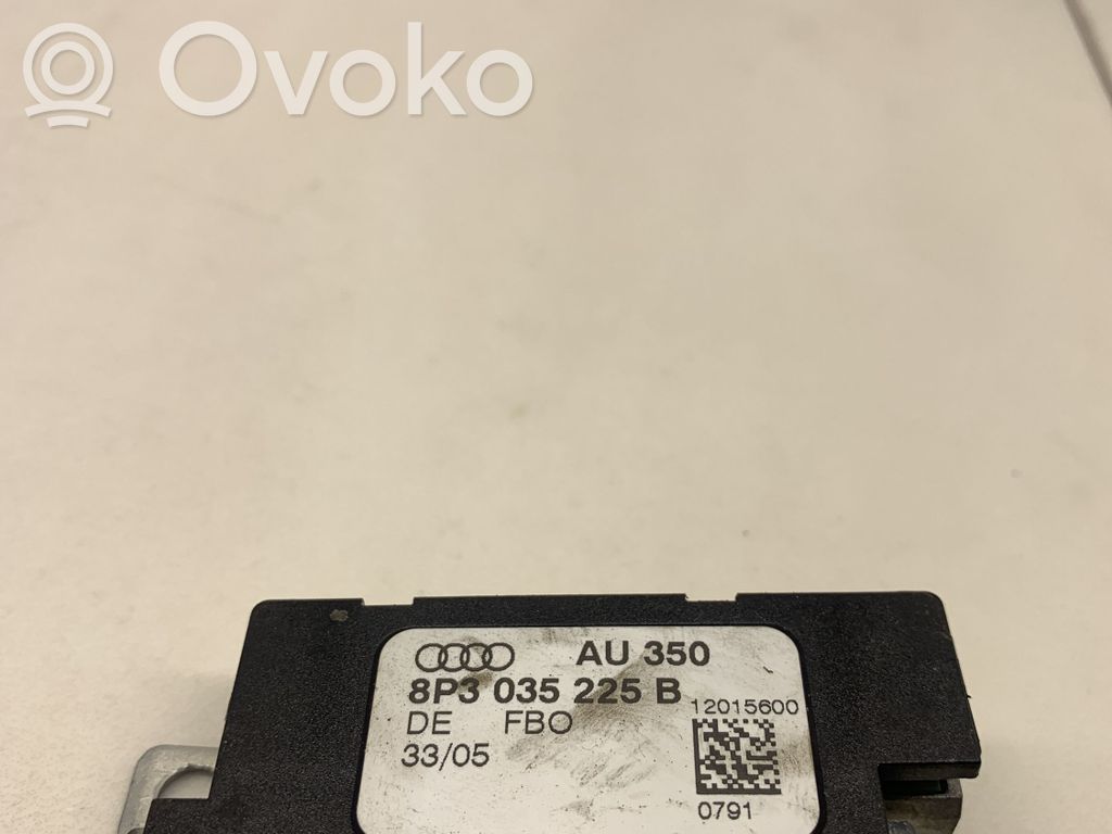 Audi A3 S3 8L Pystyantennivahvistin 