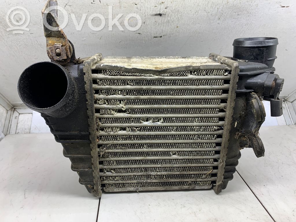 Audi A3 S3 8L Oro nukreipėjas/ kanalas interkūlerio radiatoriaus 