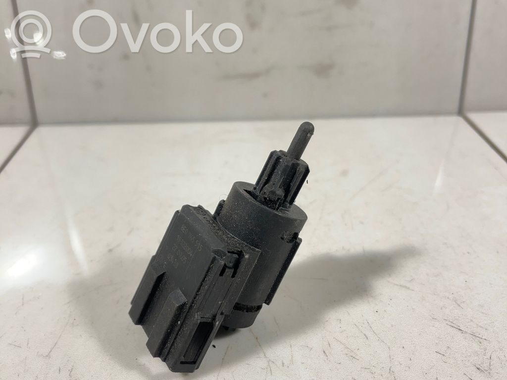 Audi A4 S4 B6 8E 8H Czujnik pedału hamulca / stopu 